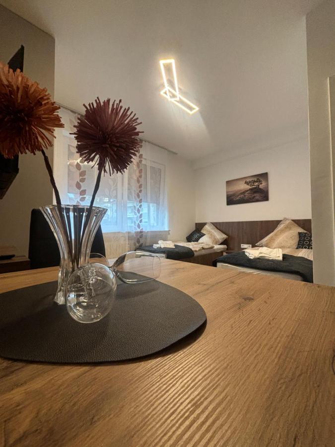Lenti Duesseldorfer Apartment's Dusseldorf