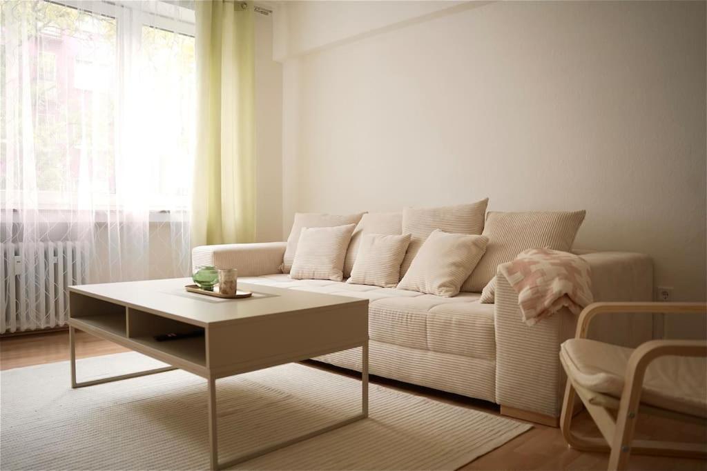Apartamento *top * Beliebte Lage* In Düsseldorf