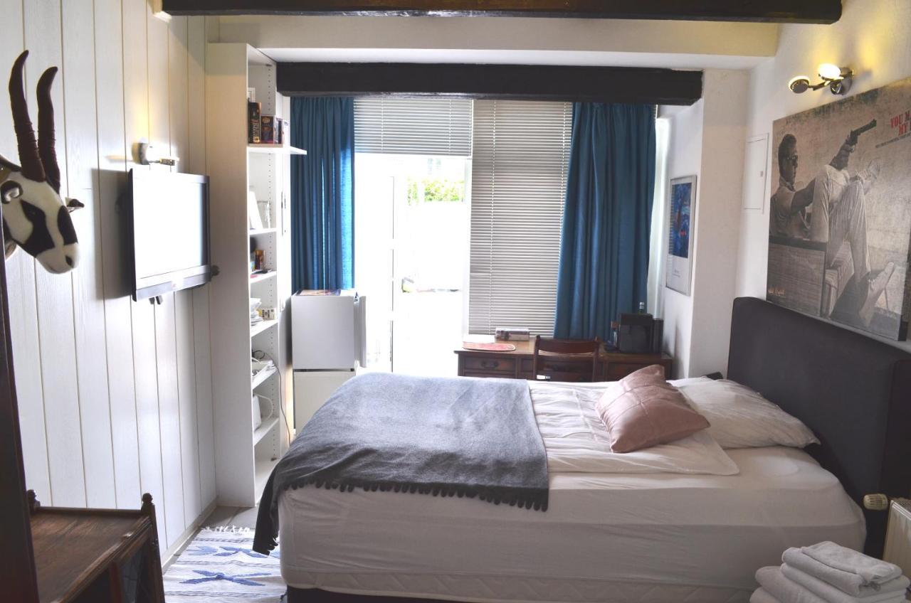 Av No.1 Homestay *