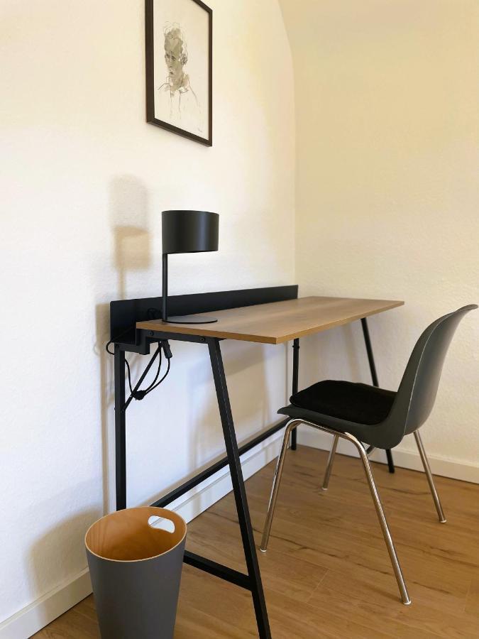 Ruhige 3 Gut Angebunden Apartment Dusseldorf