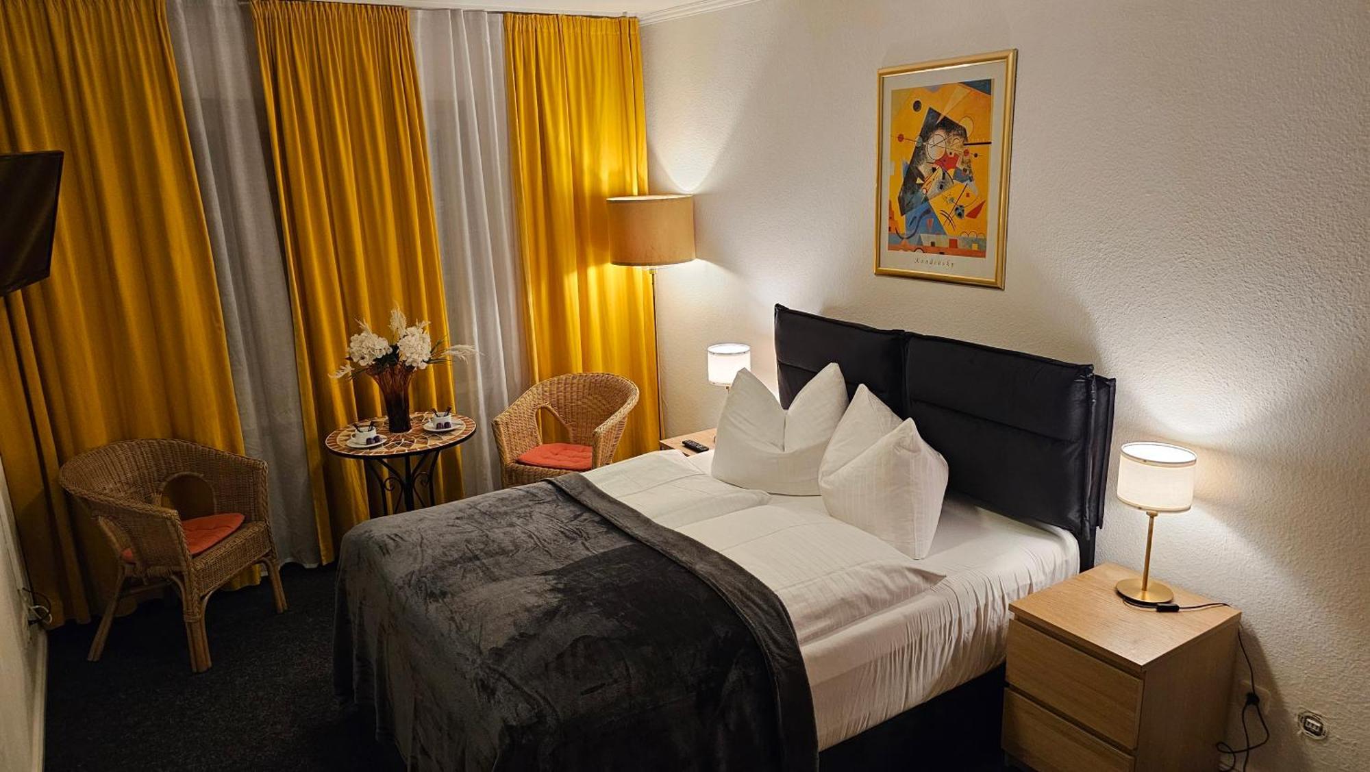 The Soho Altstadt Self Check In Hotel 3*