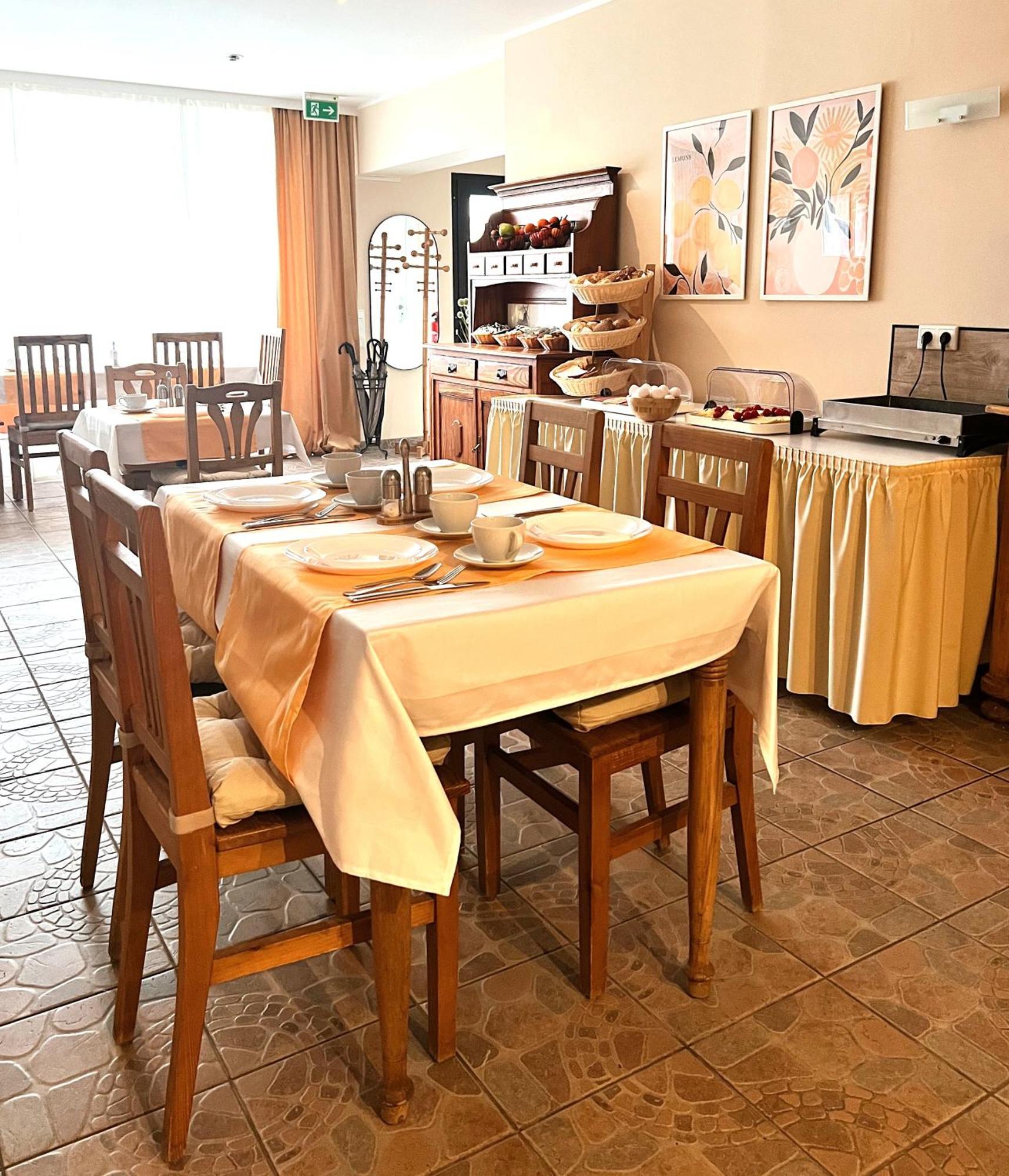 Airport Messe Hotel
