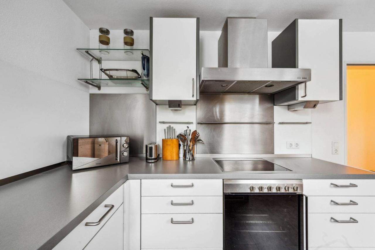 140 Sqm - Dream Flat In Old Town - Trade Fair + Arena * Dusseldorf