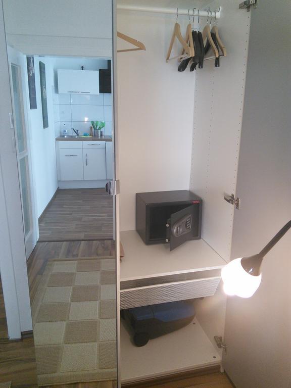 Messewohnung In Rath *