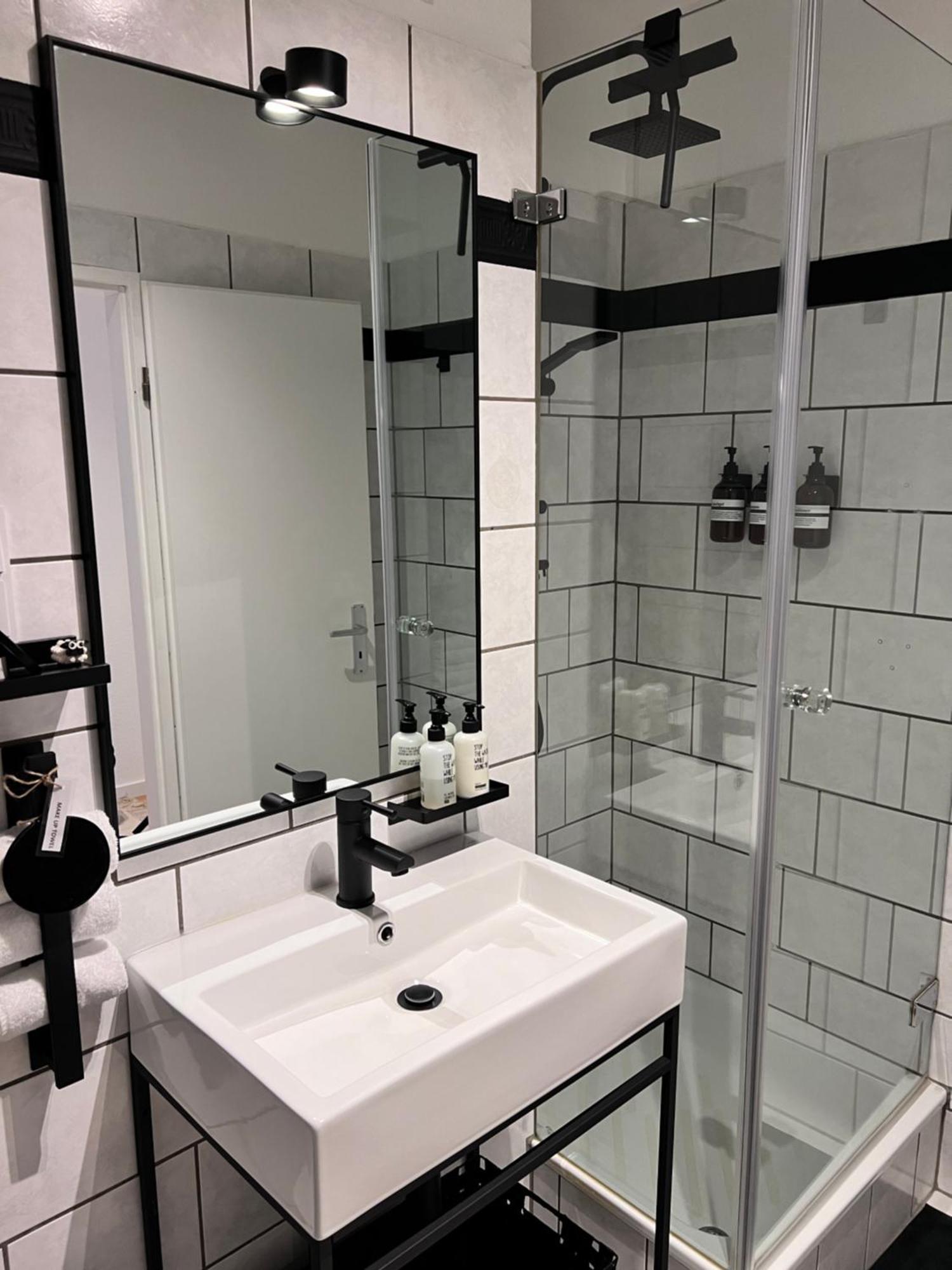 V & S Since 2023 Appartement *