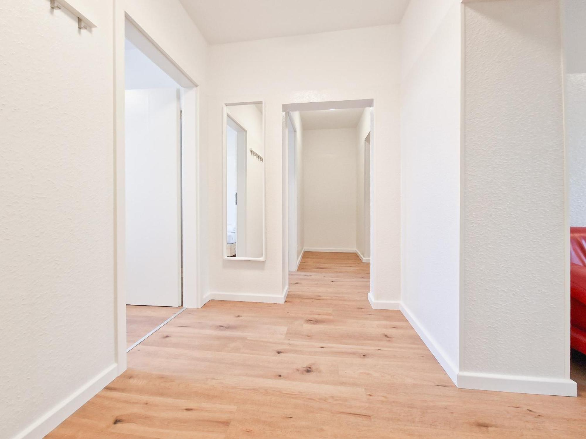 Apartment Raj Living - 1 Or 4 - 15 Min To Messe Dus - 10 Min Old Town Dus *