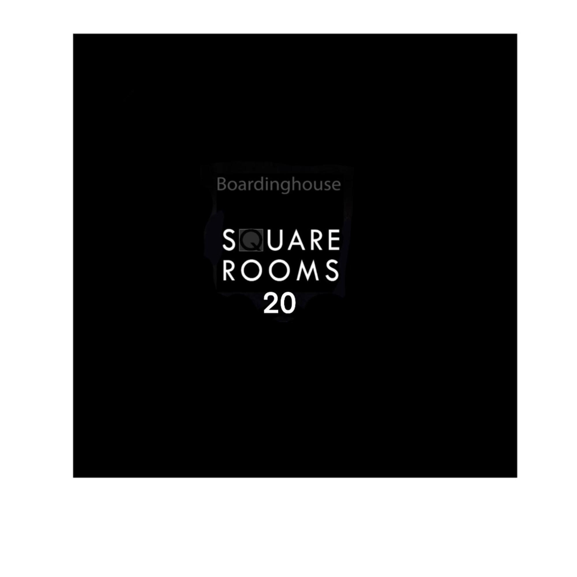 Apartment Square 20 *