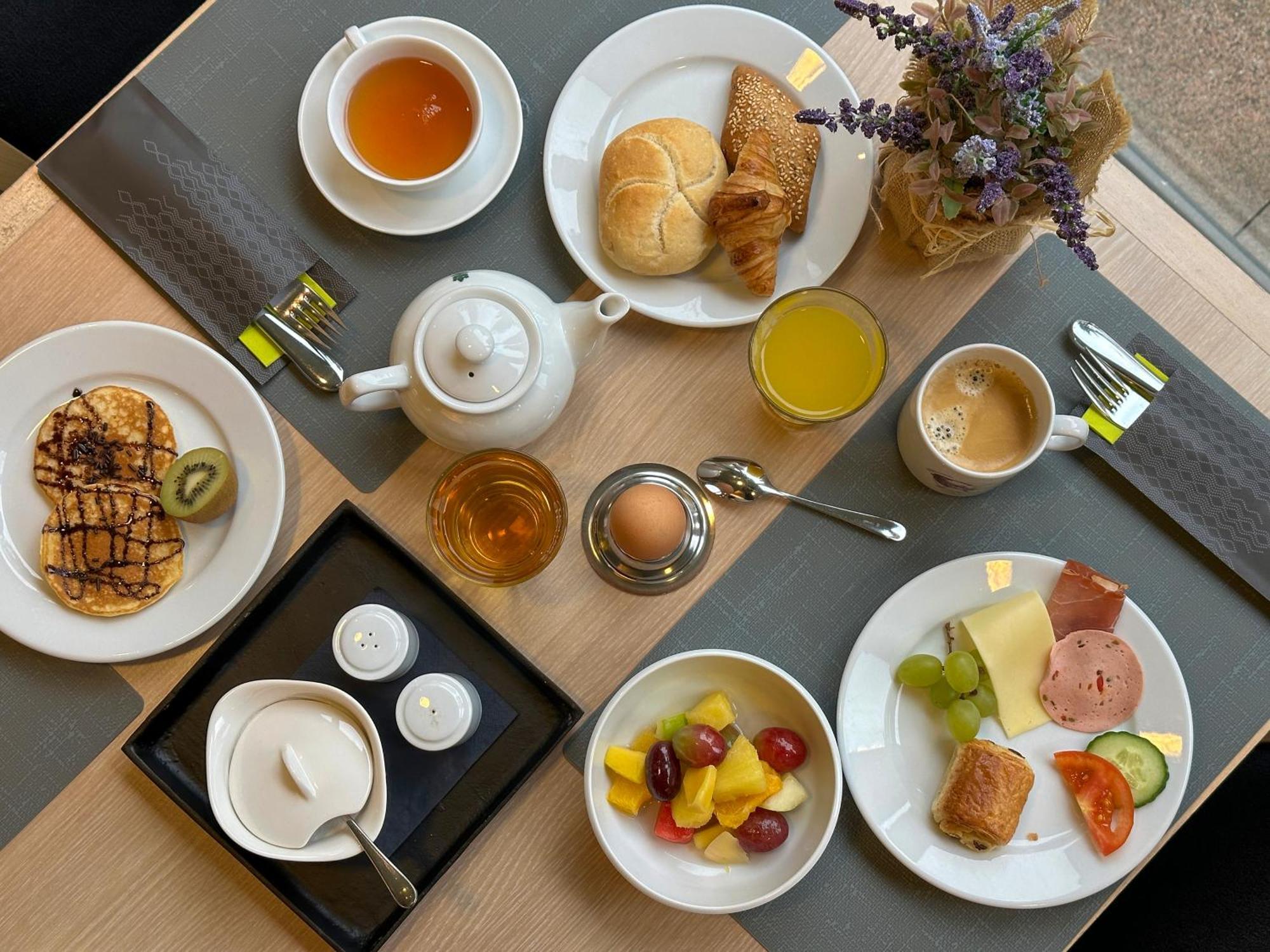 Mercure Süd Hotel 4*