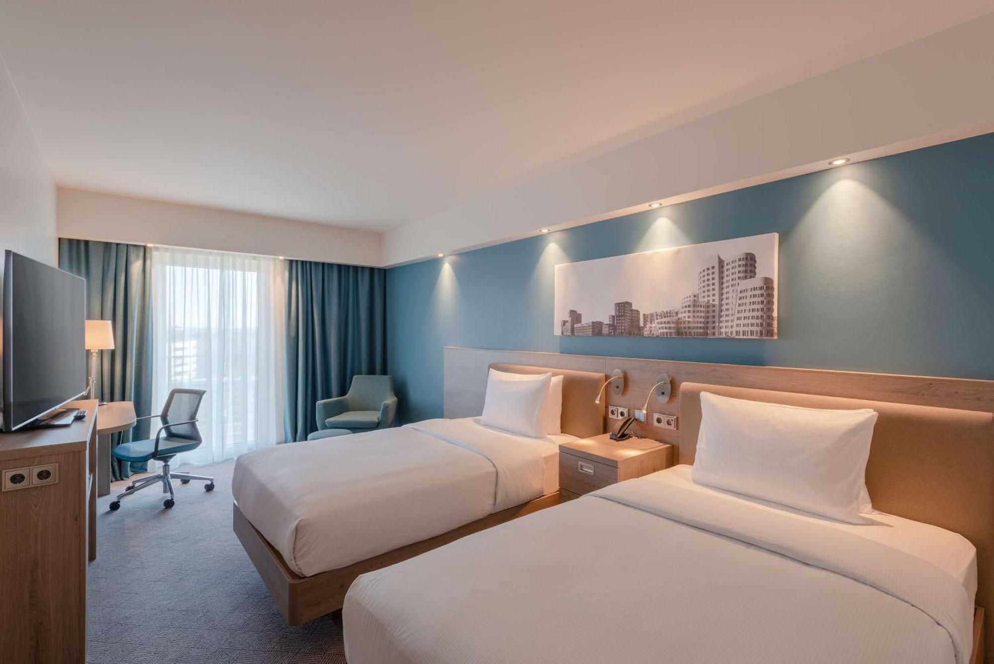 Hotel Hampton By Hilton Centre