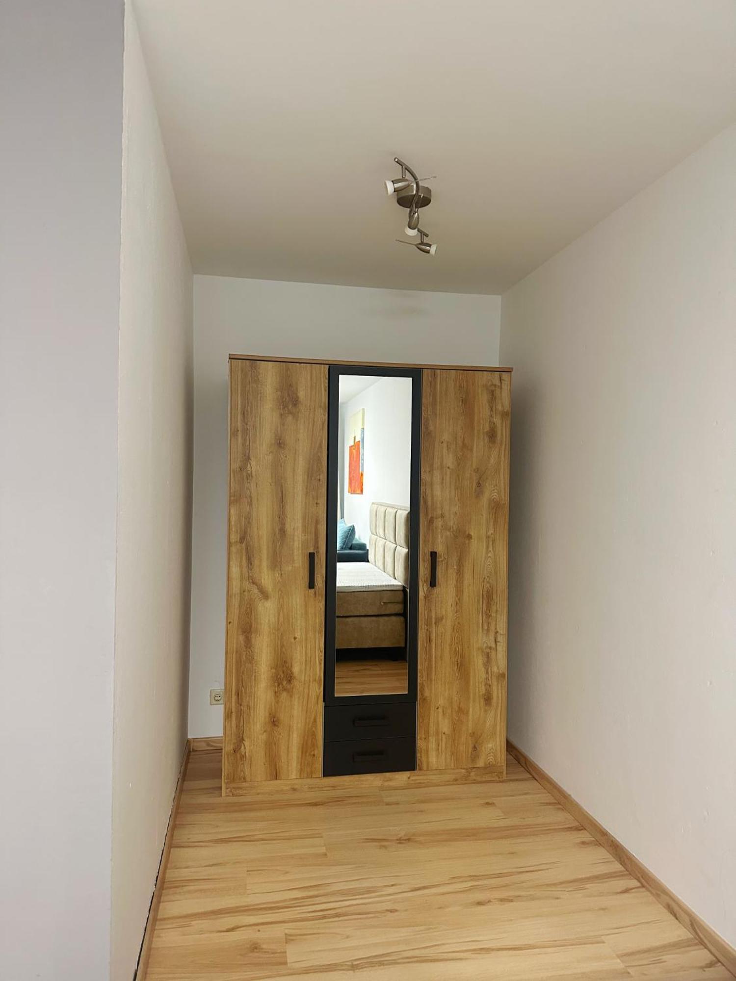 Messe Flughafen Nah Mit Waschmaschine Apartment