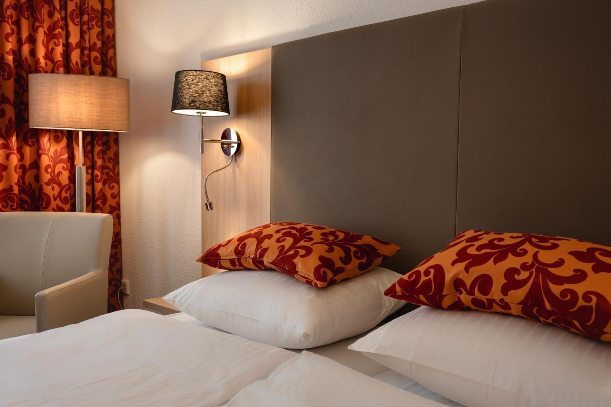Astra Hotel 3*