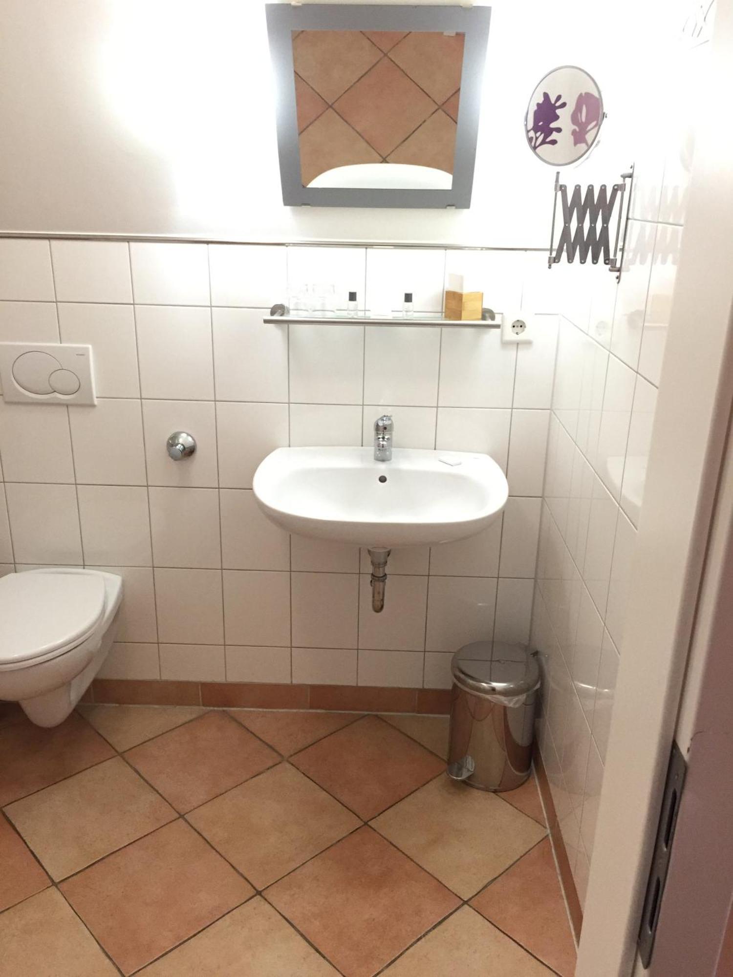 Barcelona Bed & Breakfast Dusseldorf