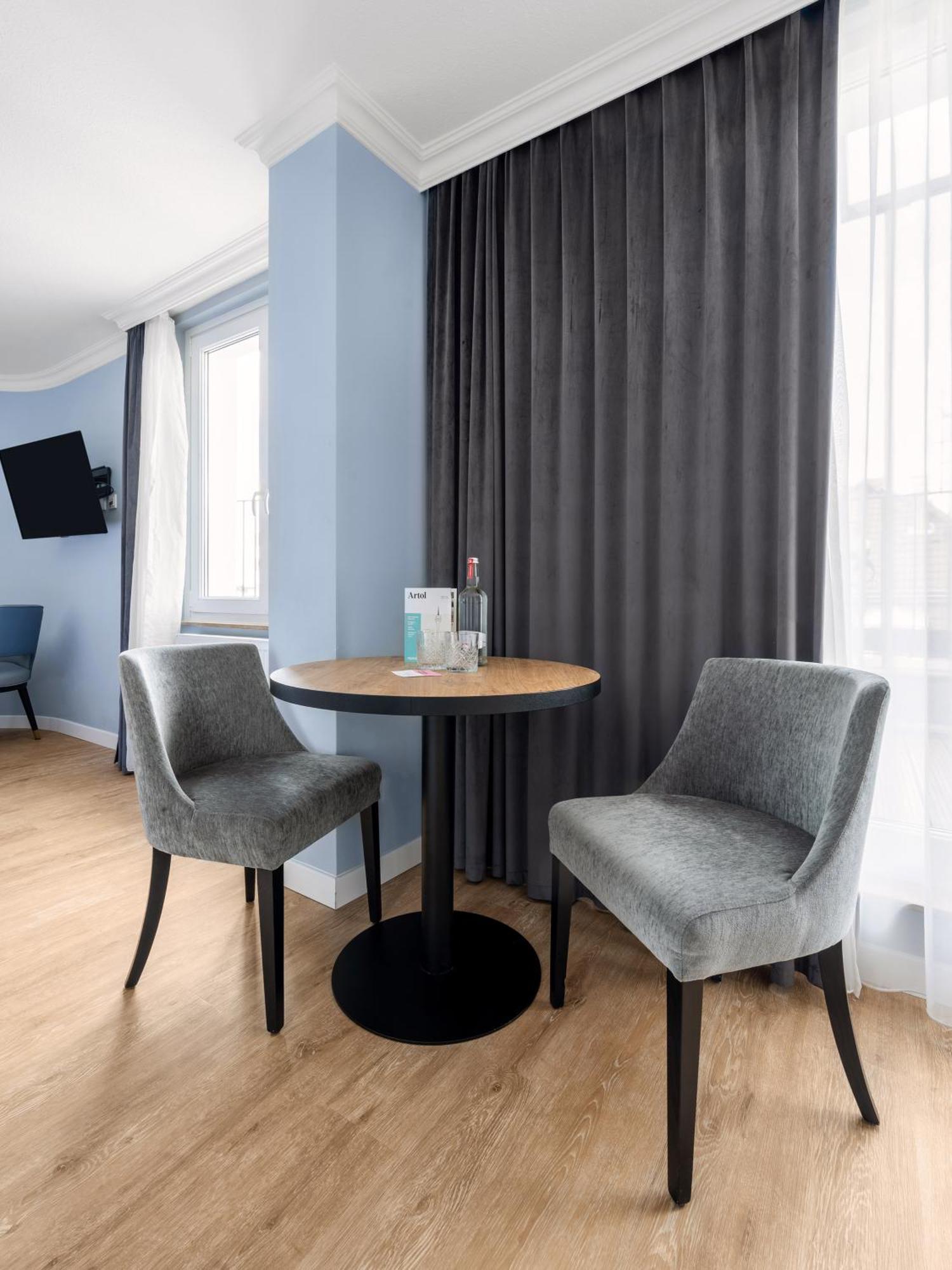Aparthotel Numa Artol 4*
