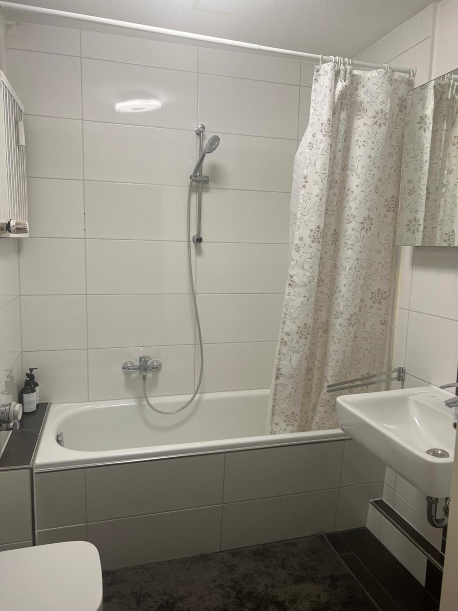 Tmj Apartment 1 *