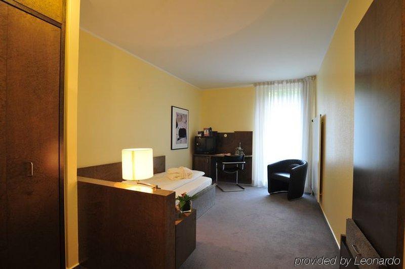 Rolandsburg Hotel 4*