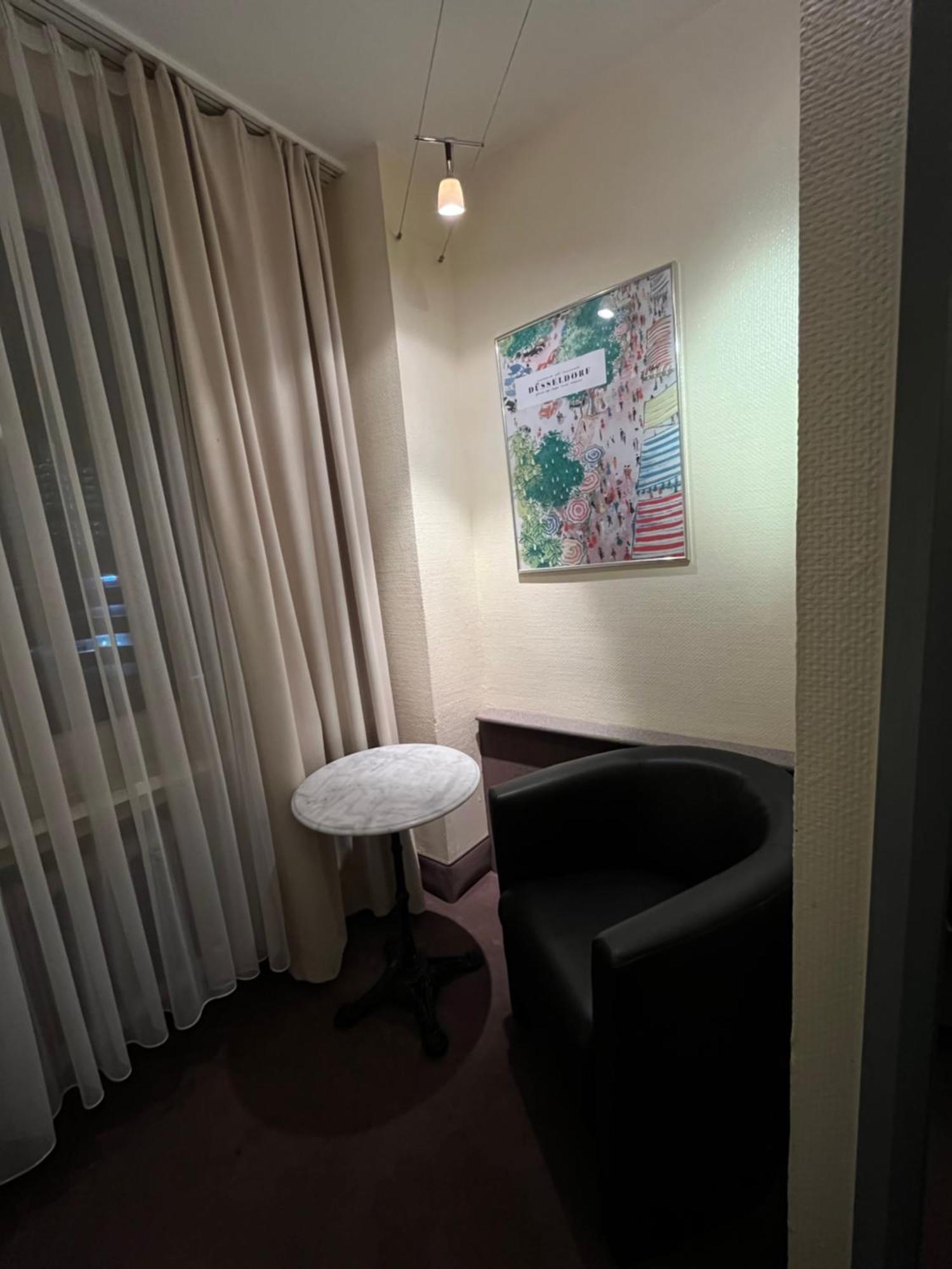 Monopol Centre Hotel 3*