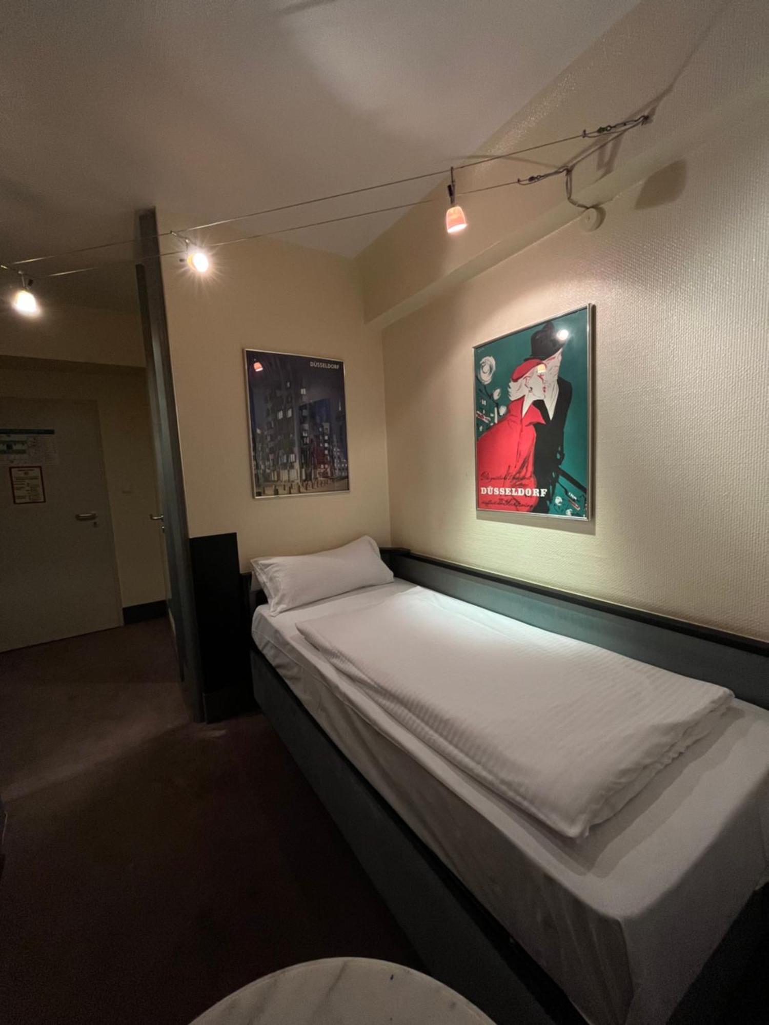 Monopol Centre Hotel 3*