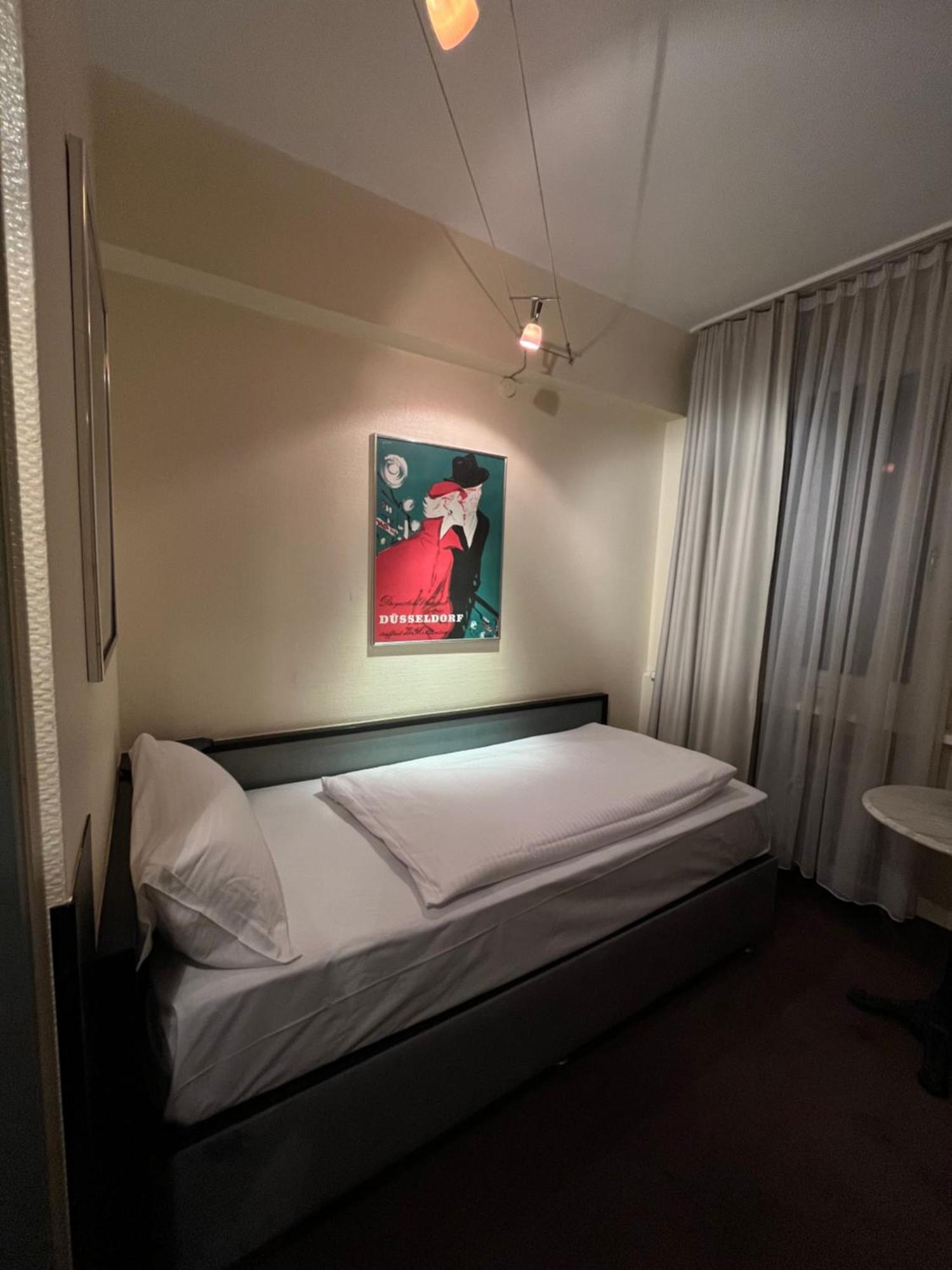 Monopol Centre Hotel