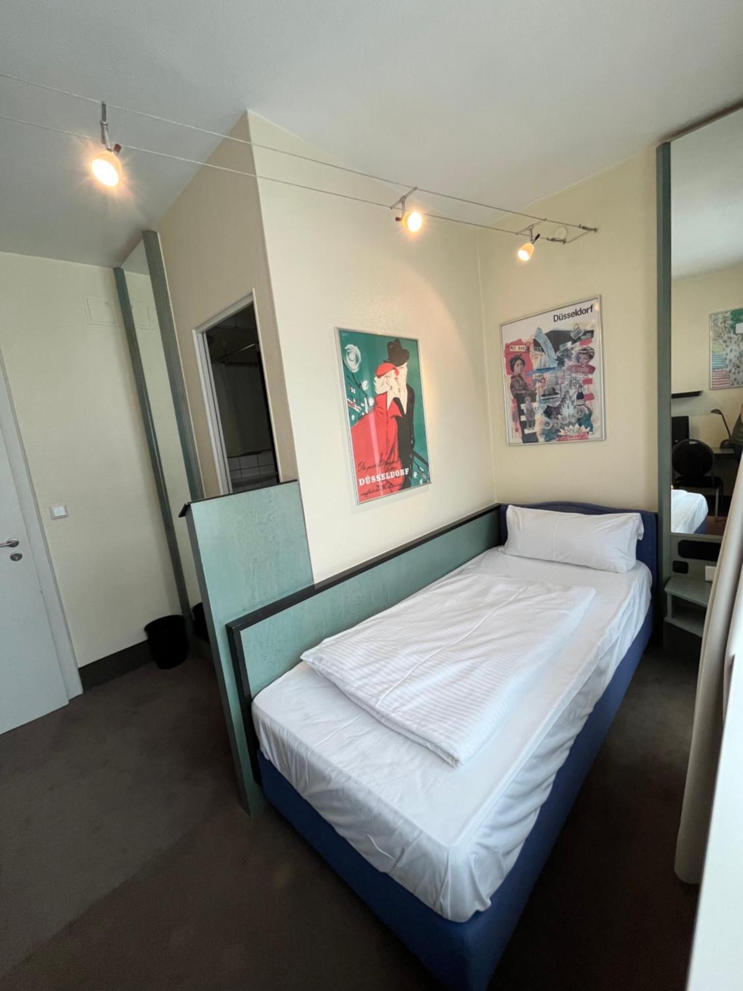 Monopol Centre 3*