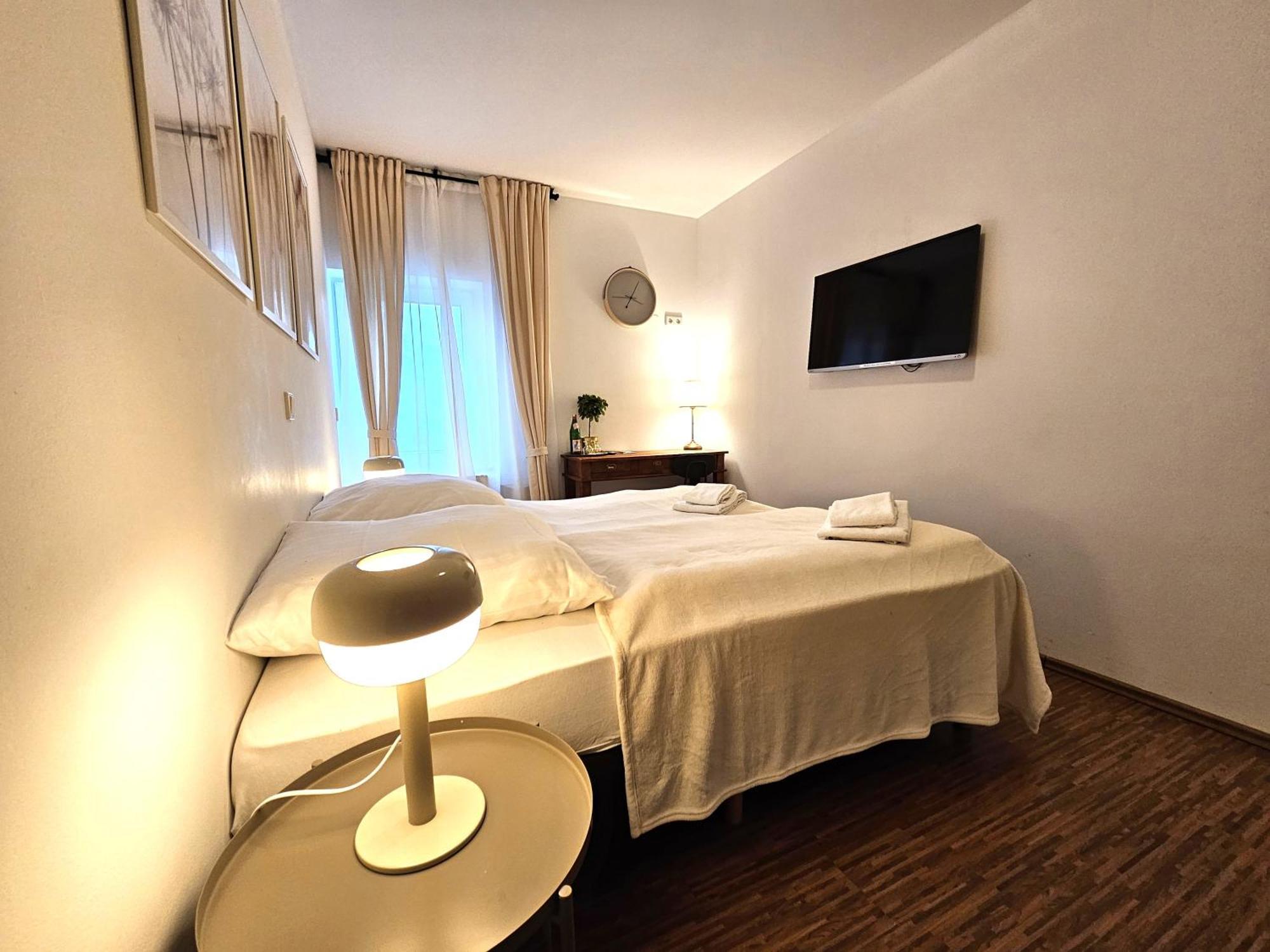 Airport Messe Hotel Dusseldorf