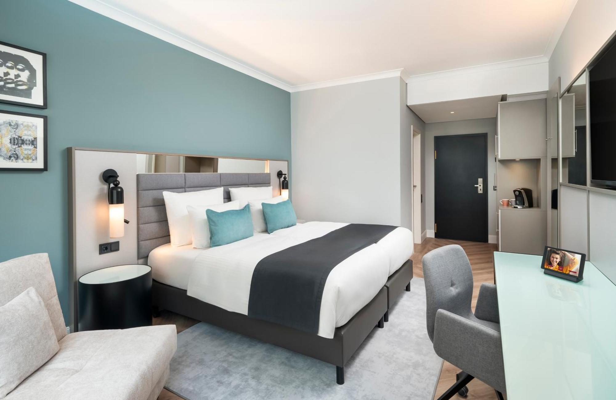 Leonardo Royal Koenigsallee Hotel 4*