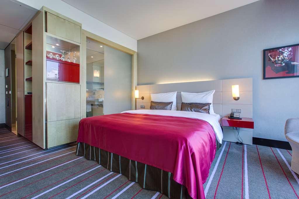 Radisson Blu Media Harbour Hotel, Hotel Dusseldorf