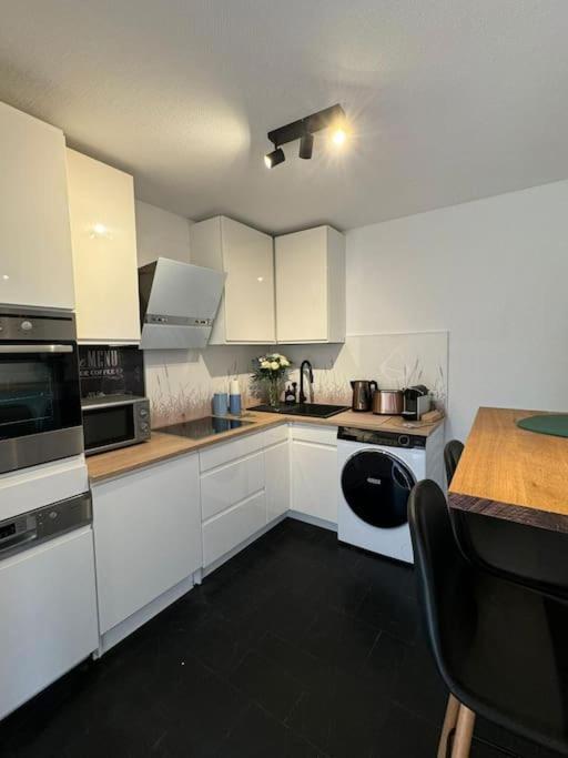 2 Raum City-apartment 5min Zum Hbf Grupello-2 Düsseldorf