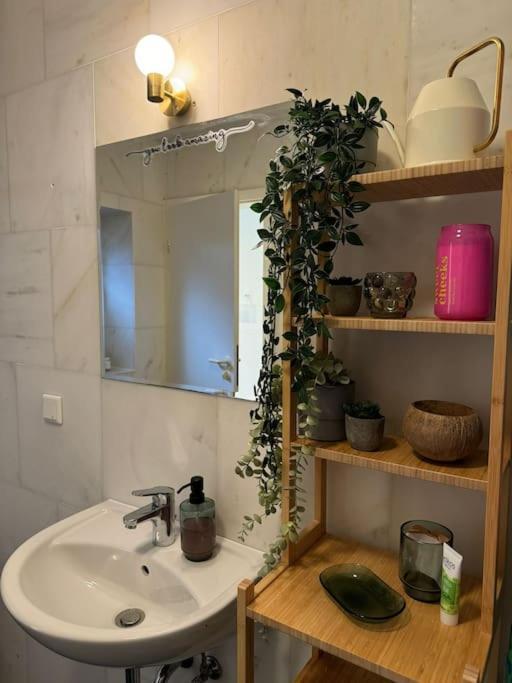 2 Raum City-apartment 5min Zum Hbf Grupello-2 *