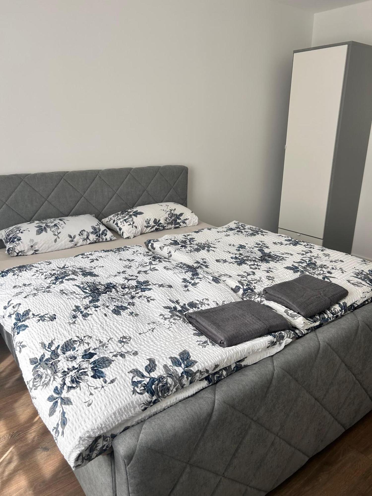 Apartment Center