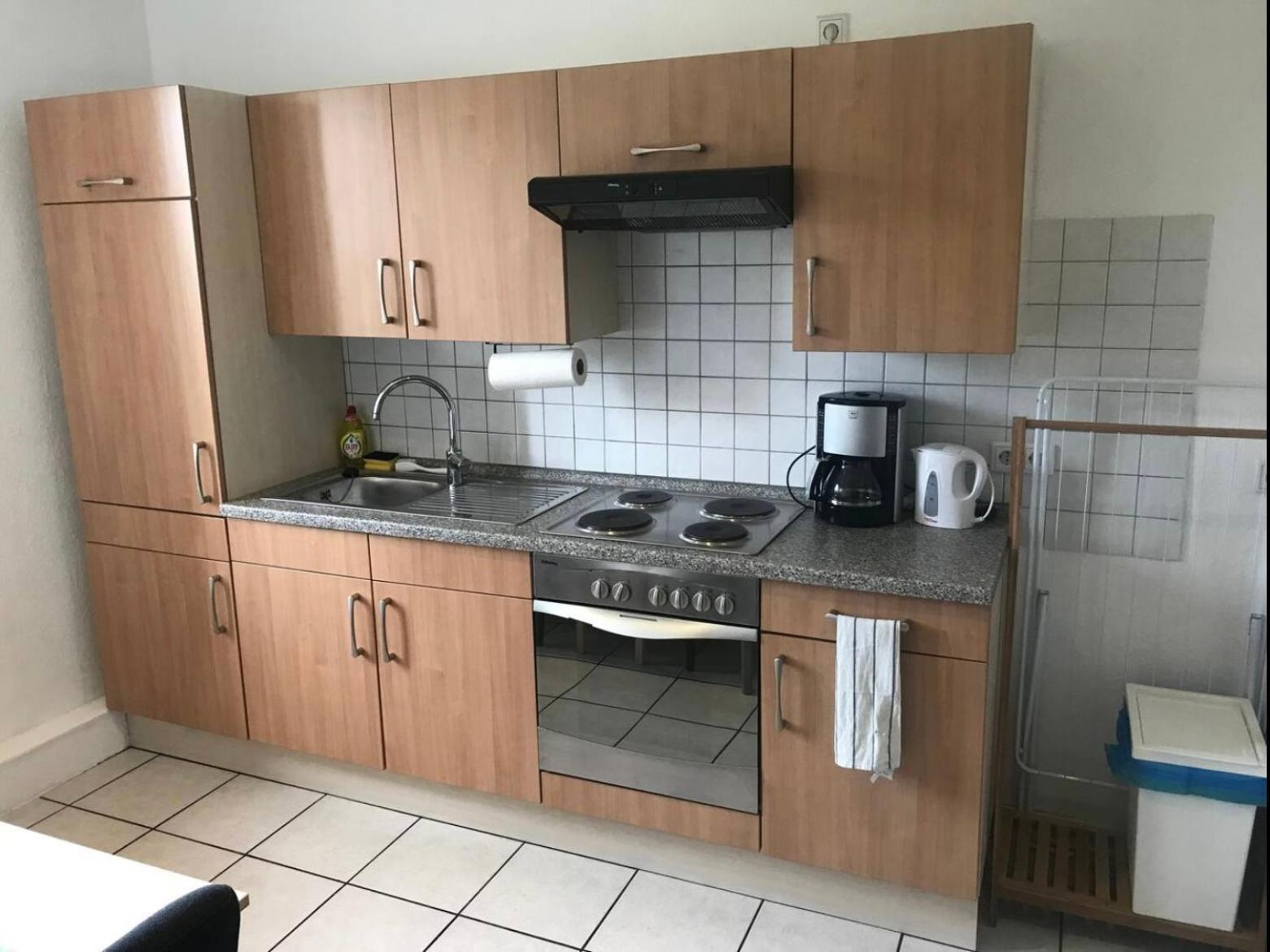 Apartment, Parterre, Fuer 3 Gaeste, Zentral Gelegen, Mitsubishi Halle *