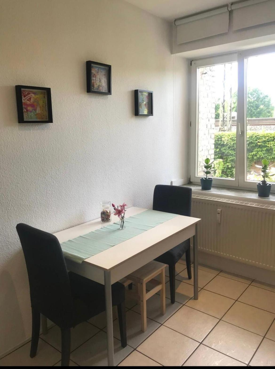 Apartment, Parterre, Fuer 3 Gaeste, Zentral Gelegen, Mitsubishi Halle