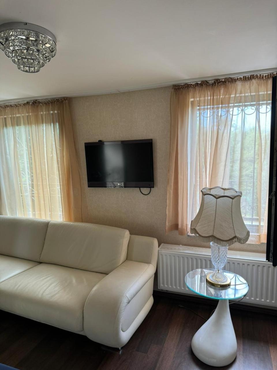 Villa House Near Messe *