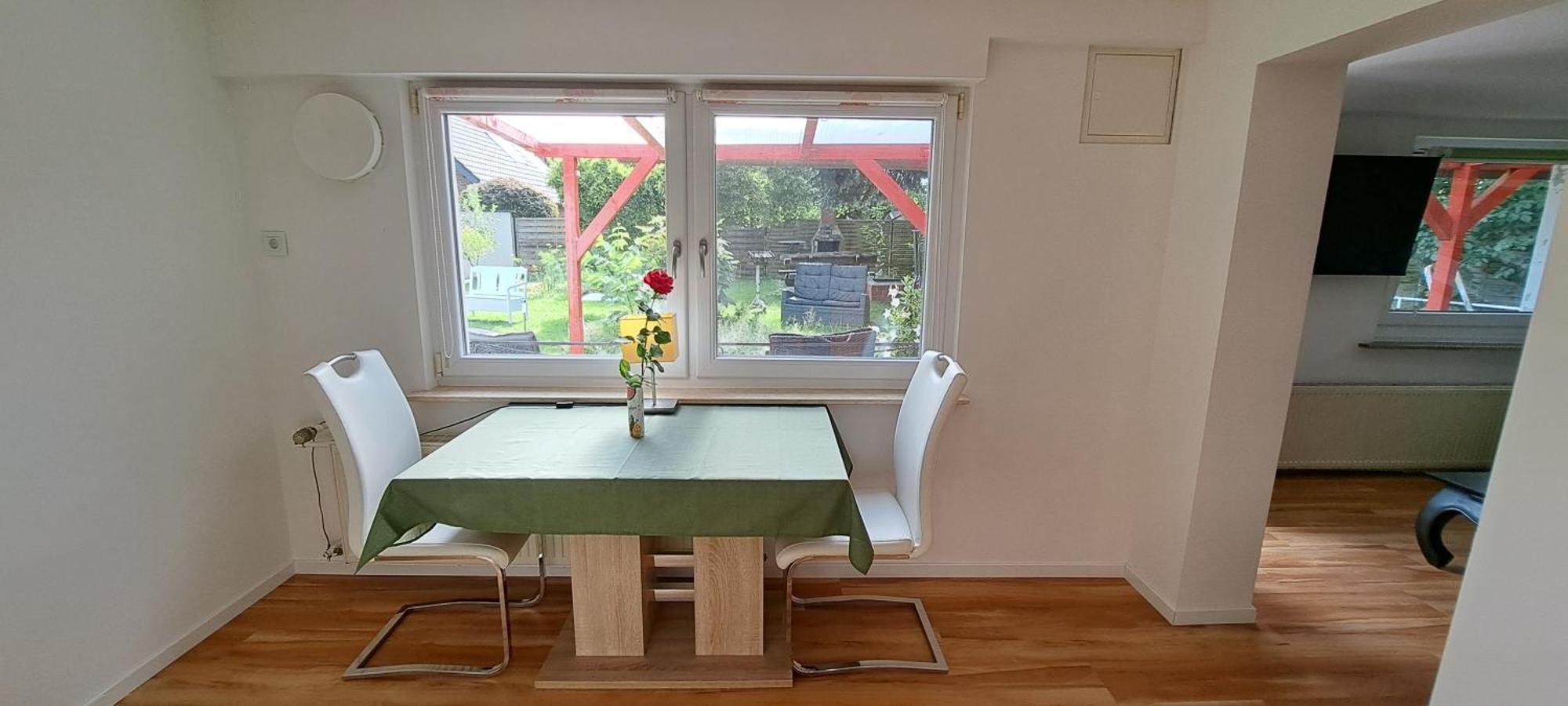 An Der Tanne Mit Ueberdachter Terrasse Dusseldorf