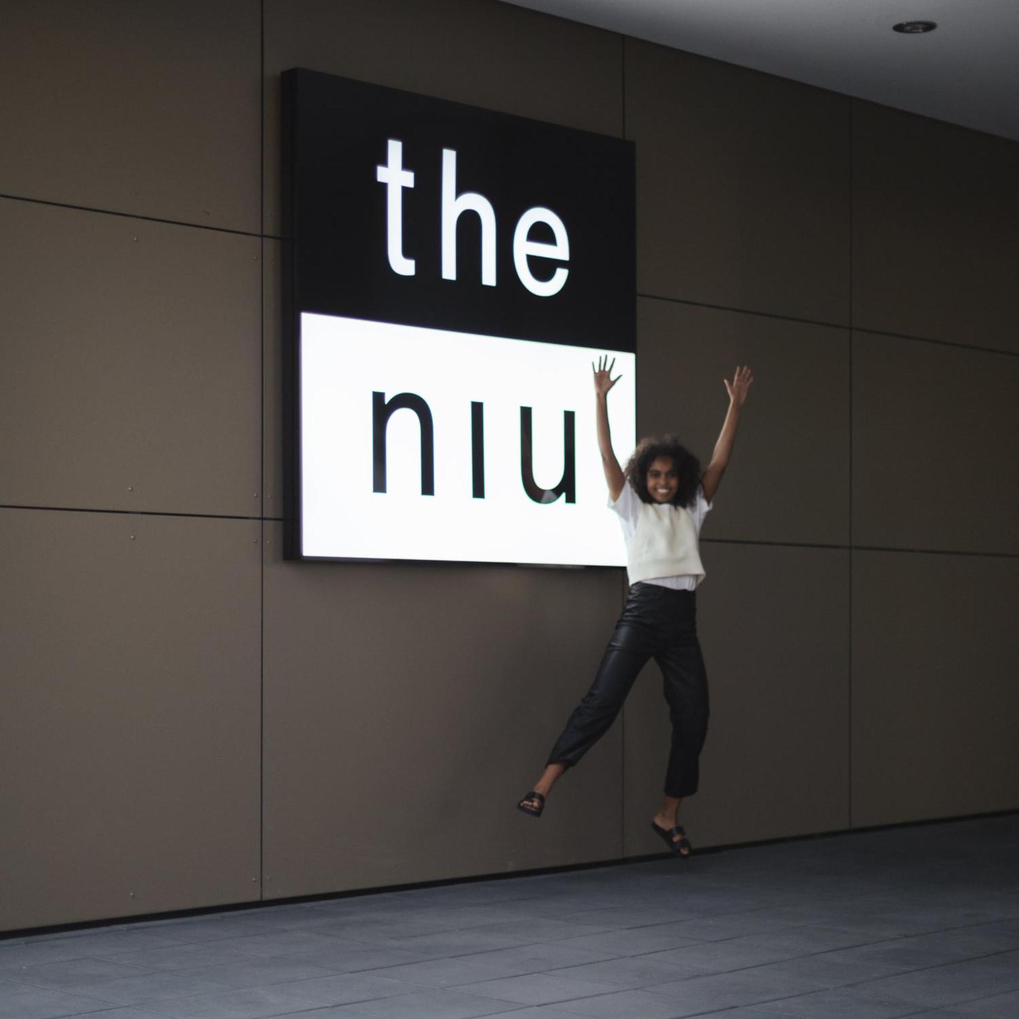 - The Niu Tab Main Station By Ihg Dusseldorf