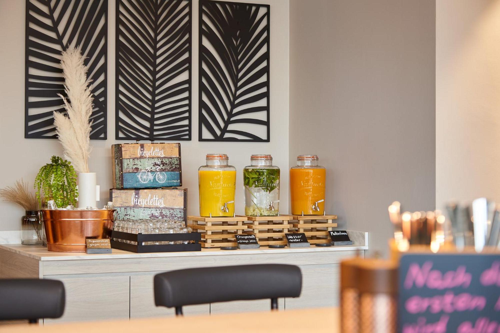 Hotel - The Niu, Hub Messe By Ihg
