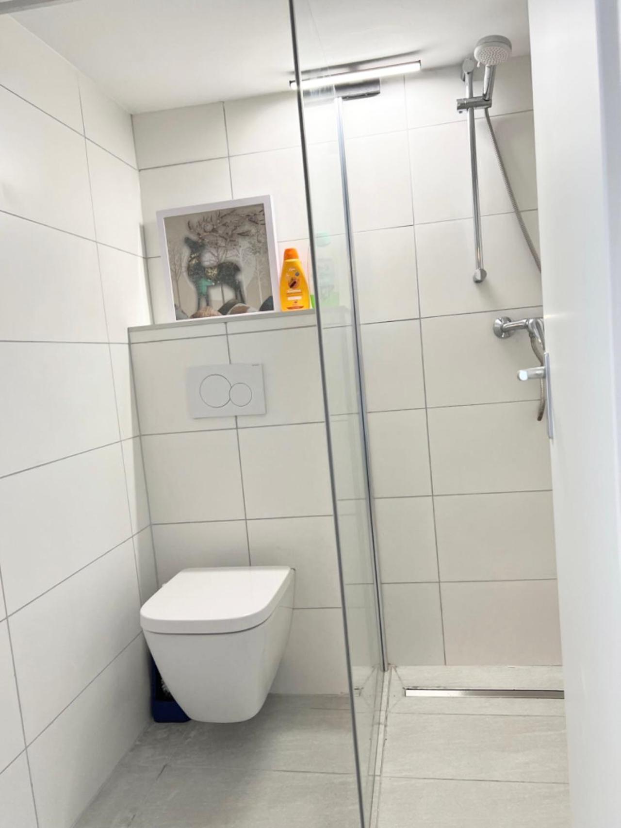 Near Messe And Airport, 2-bedroom Duplex With Kitchen And Garden Apartment Dusseldorf