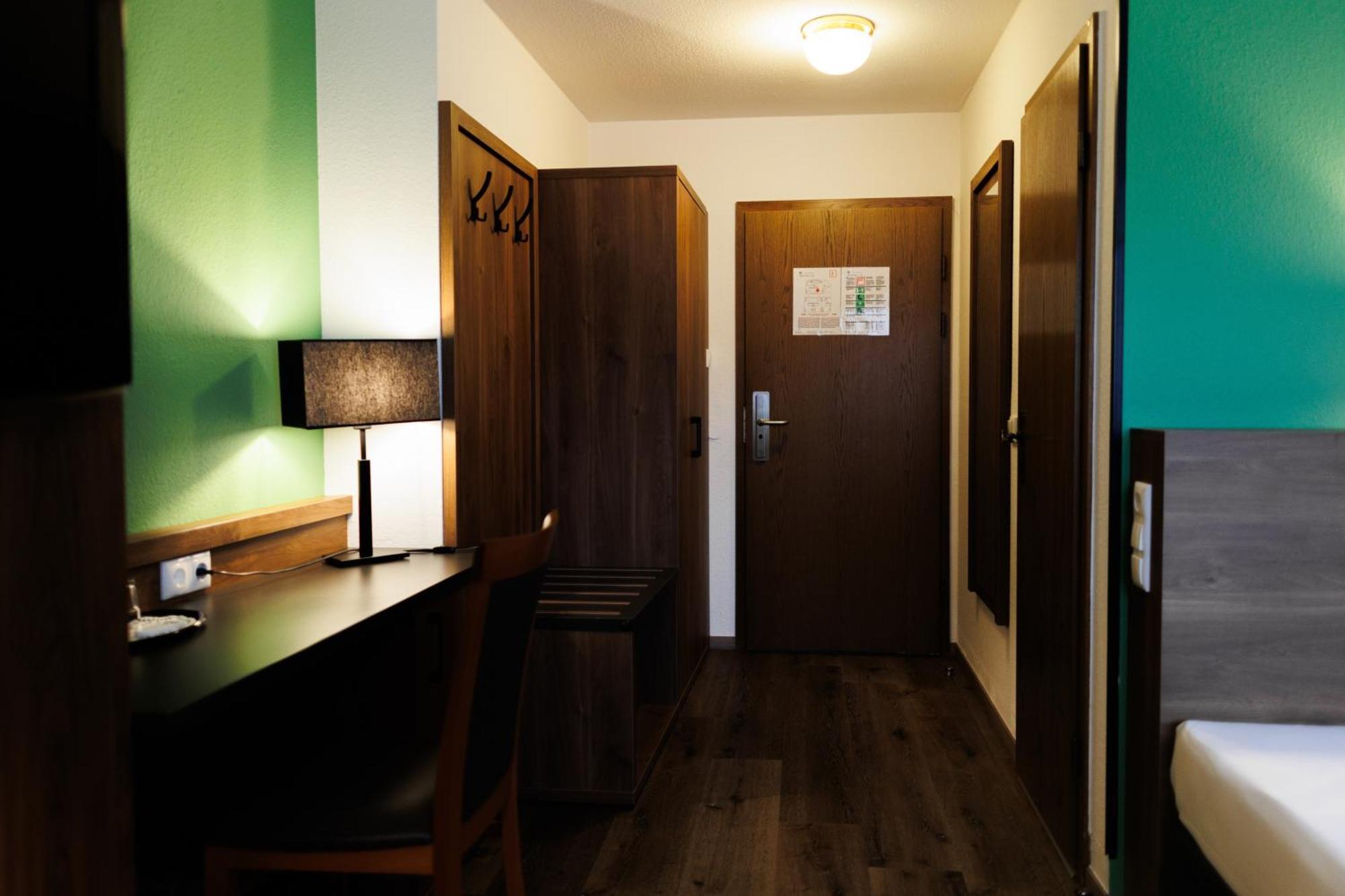 Bellevue 3* Dusseldorf