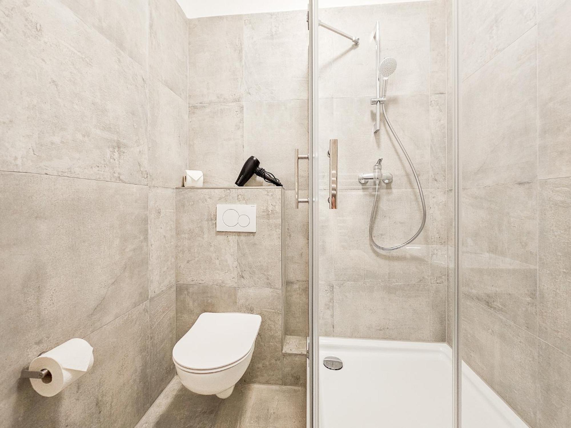 Raj Living - - 15 Min Zur Messe Dus Apartment Dusseldorf