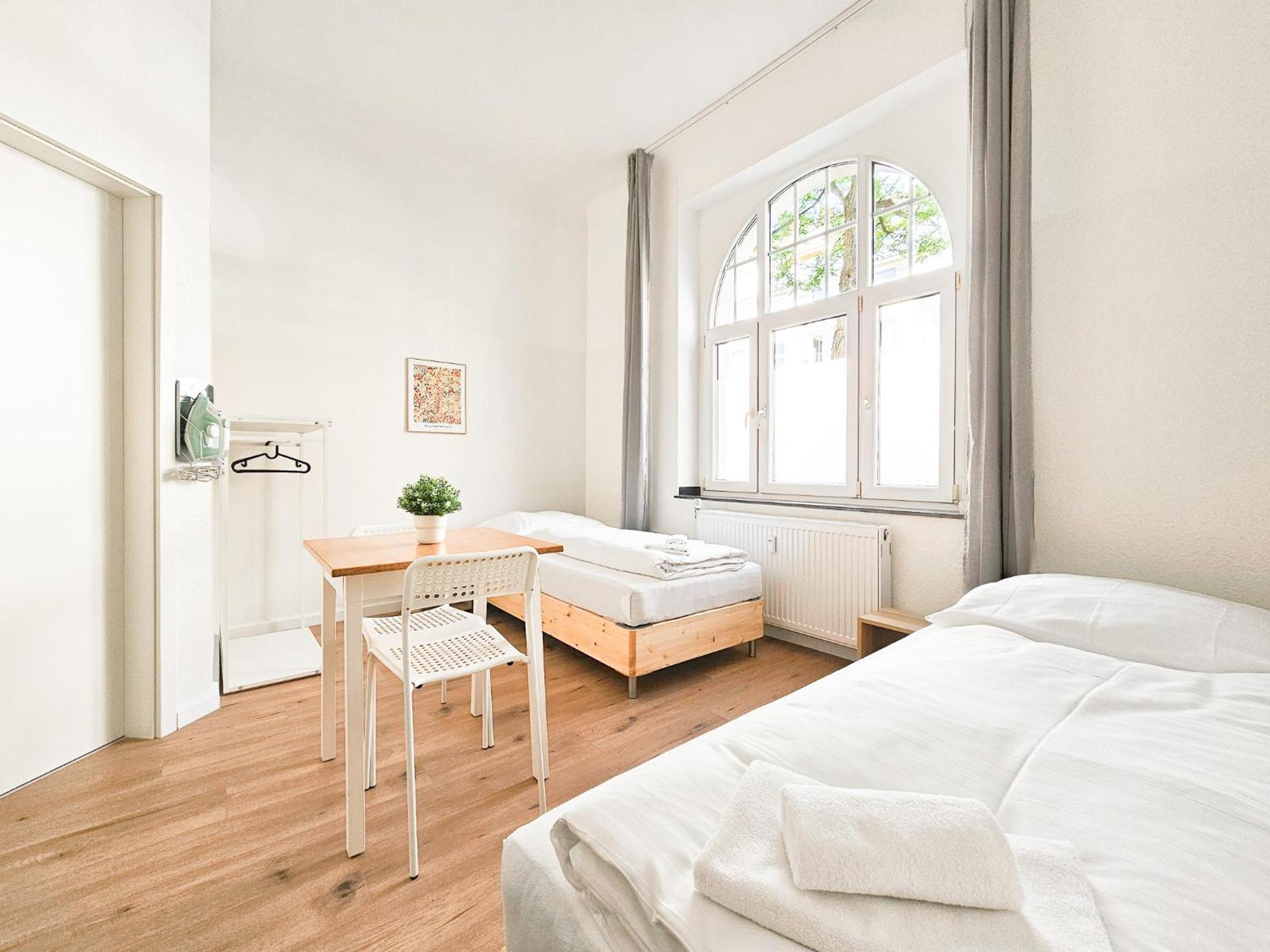 Raj Living - - 15 Min Zur Messe Dus Apartment *