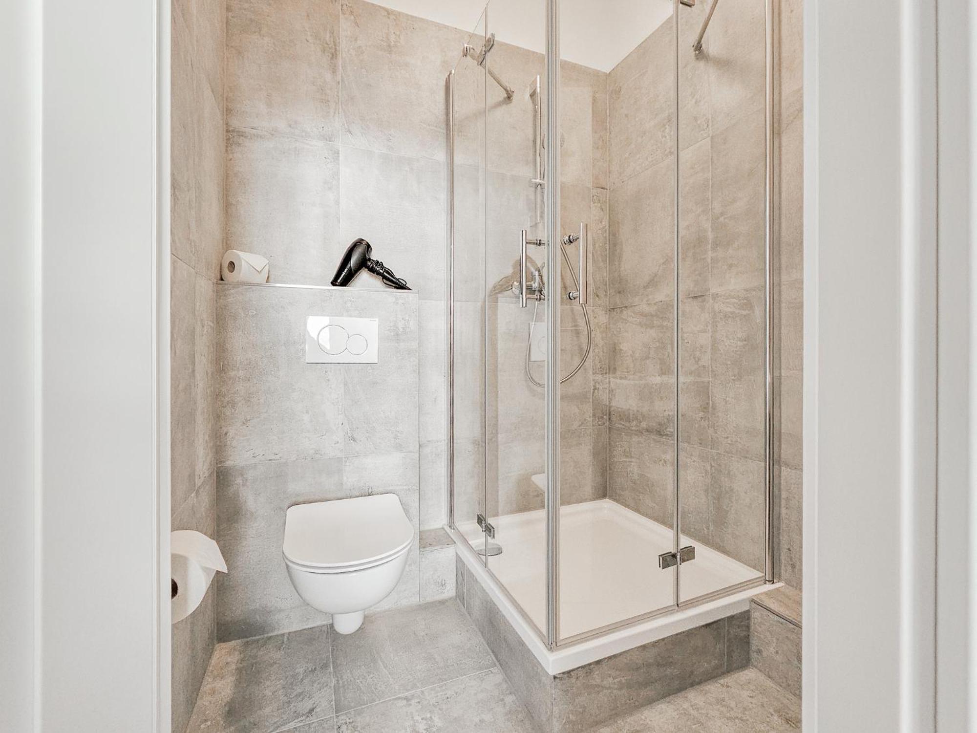 Raj Living - - 15 Min Zur Messe Dus * Dusseldorf