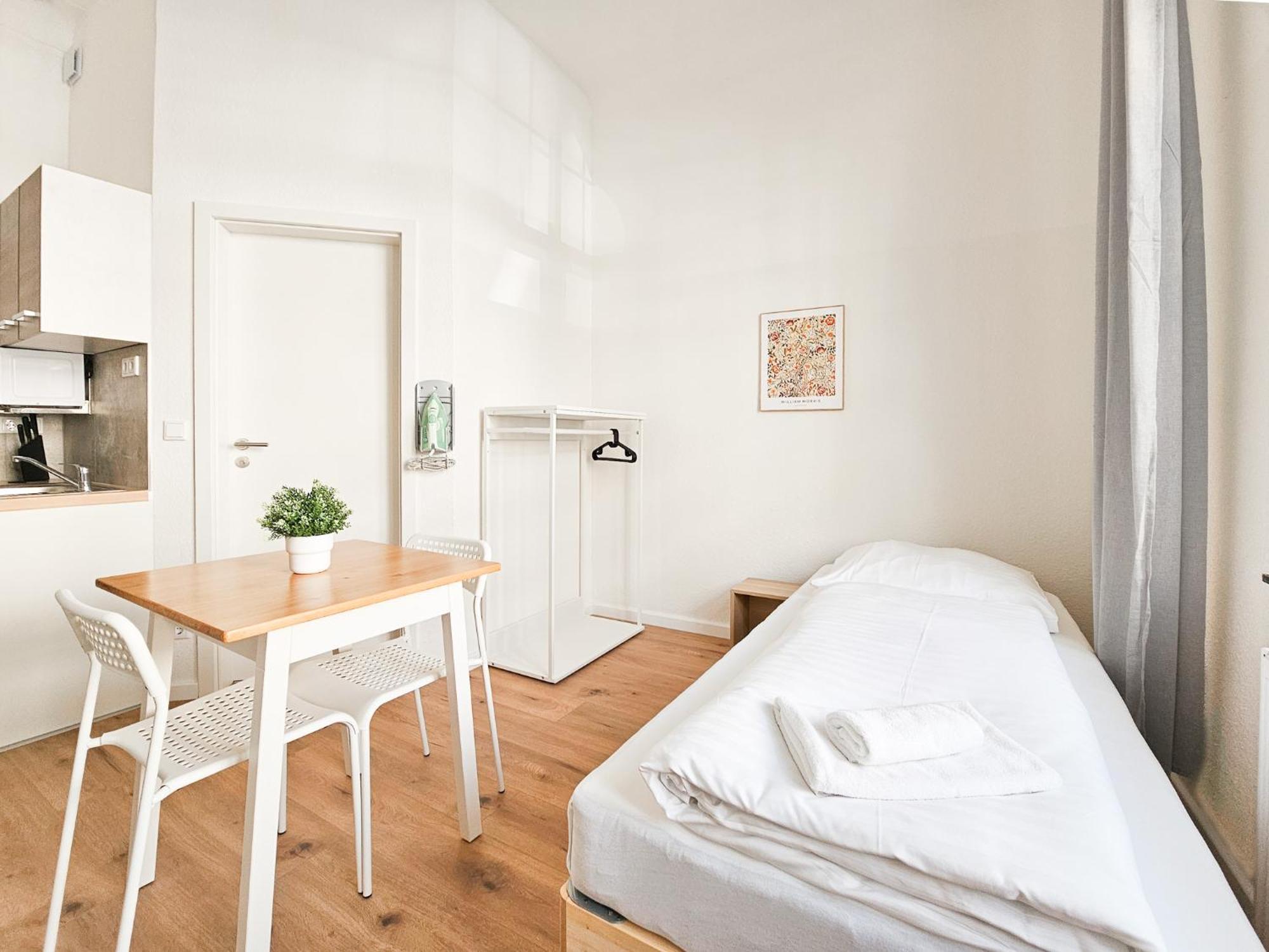 Raj Living - - 15 Min Zur Messe Dus * Dusseldorf
