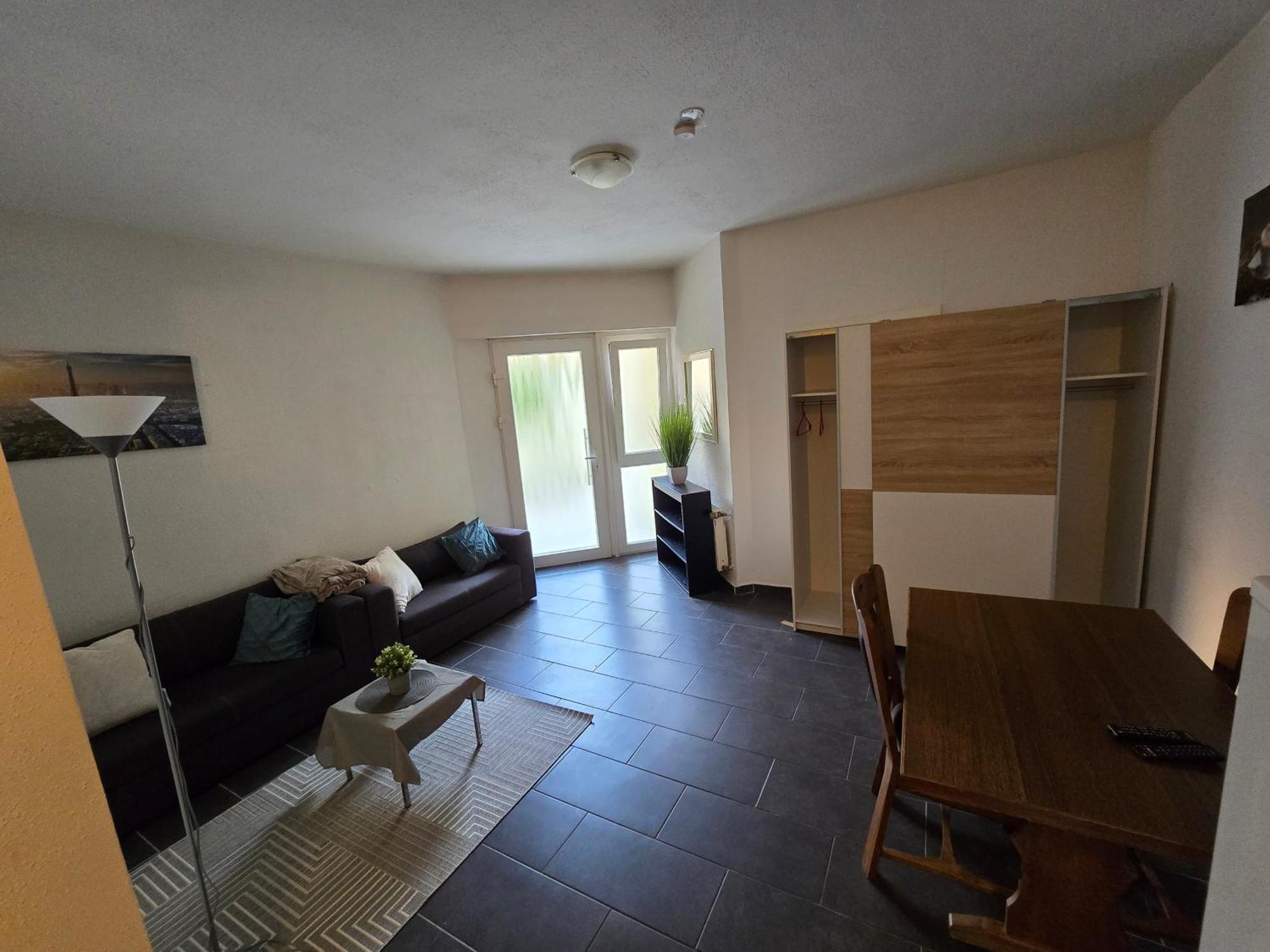 Kleines 2 Raum - Grupello-3 *