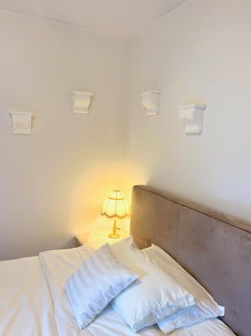 Gartensuite In Duesseldorf, 10 Min Zur Messe * Dusseldorf