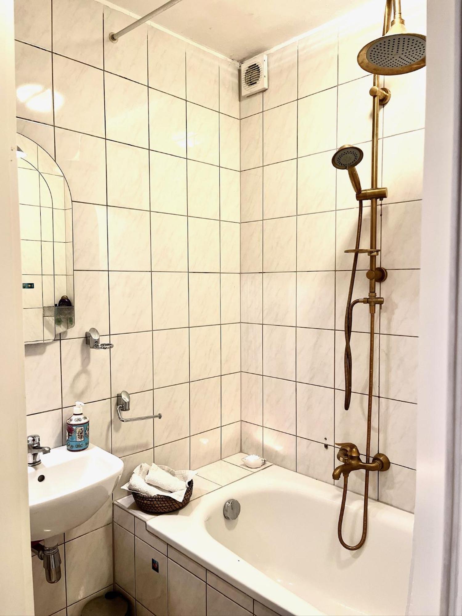 Apartment Gartensuite In Duesseldorf, 10 Min Zur Messe