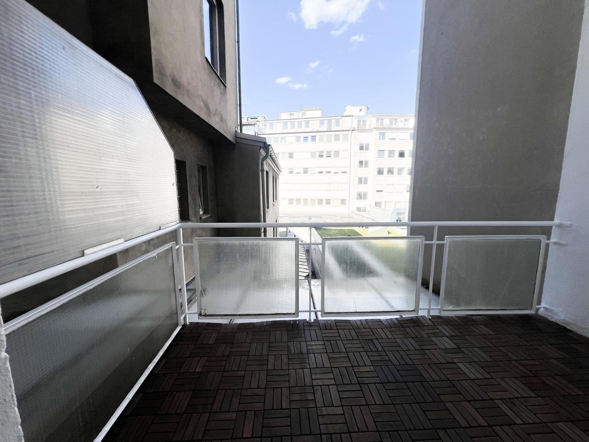 Vibehome - Stadtmitte Apartment Dusseldorf