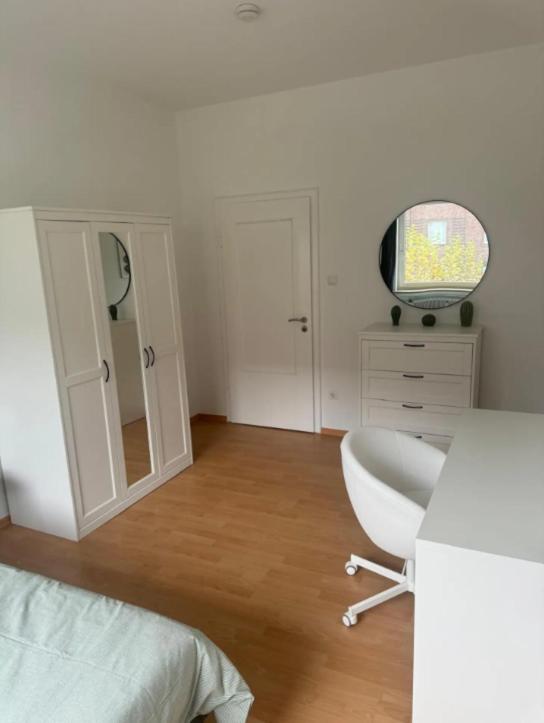 4 Bedroom In Fancy Oberkassel *