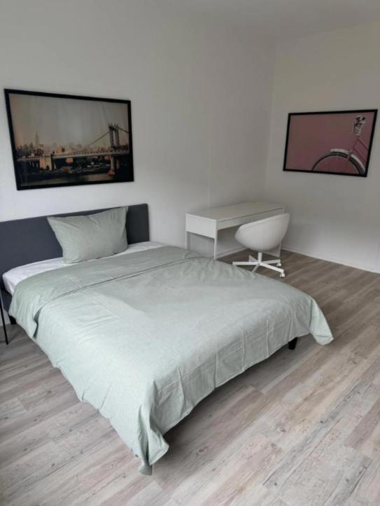 4 Bedroom In Fancy Oberkassel Düsseldorf