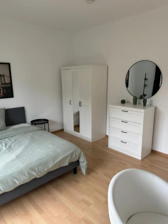 4 Bedroom In Fancy Oberkassel