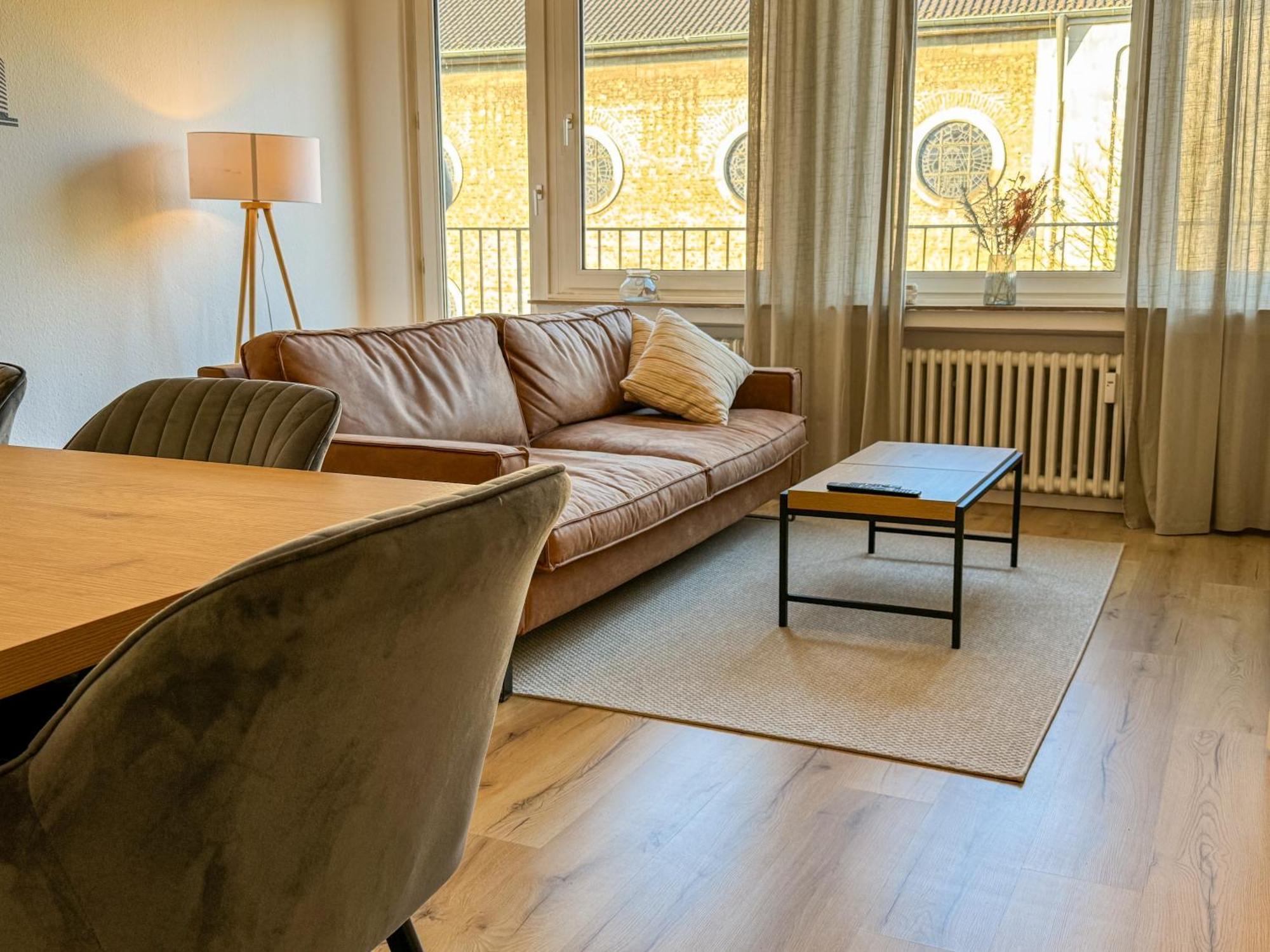 Duesseltal Messe 100qm Apartment Düsseldorf
