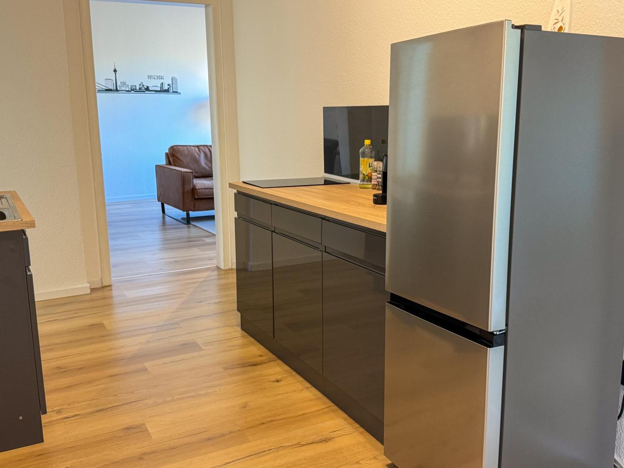 Duesseltal Messe 100qm Apartment